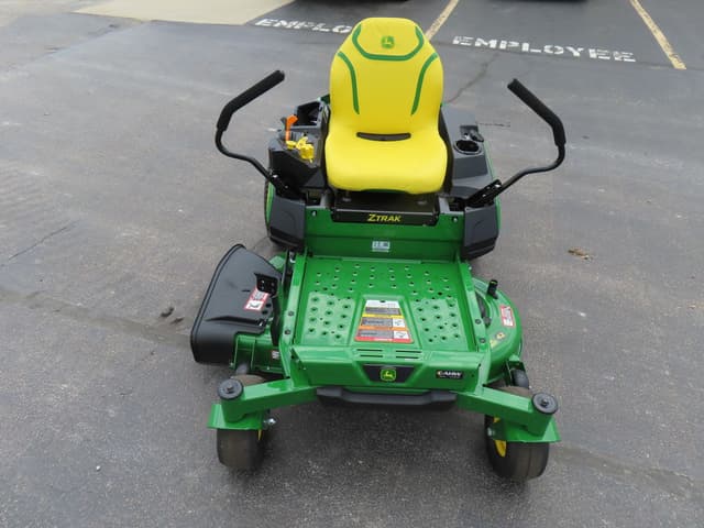 Image of John Deere Z320M equipment image 1