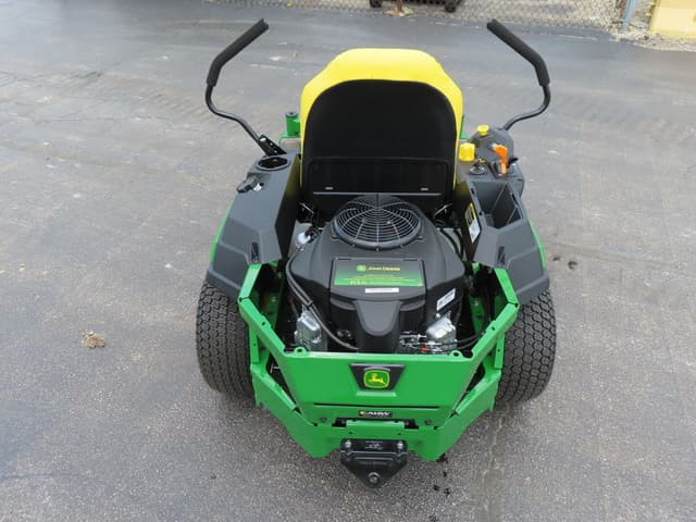 Image of John Deere Z320M equipment image 4