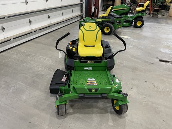 Image of John Deere Z320M Image 1