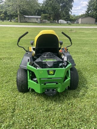 Image of John Deere Z320R equipment image 2