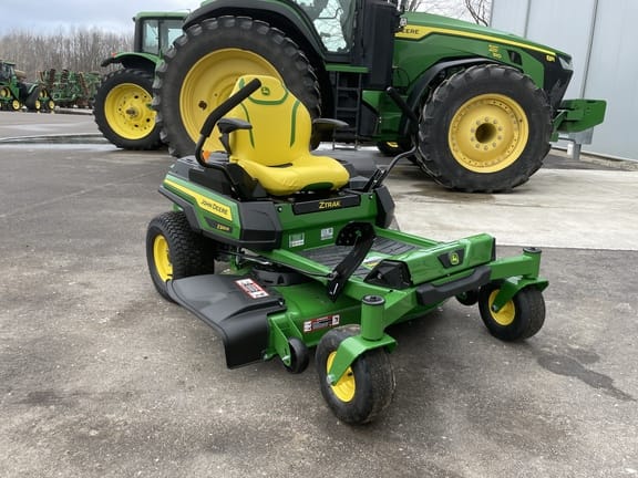 2026 John Deere Z320R Equipment Image0