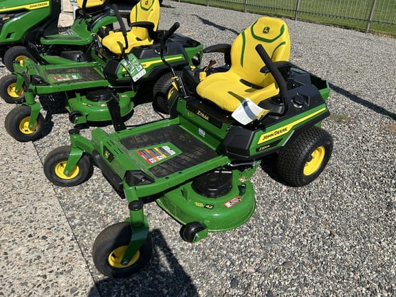 Main image John Deere Z320R