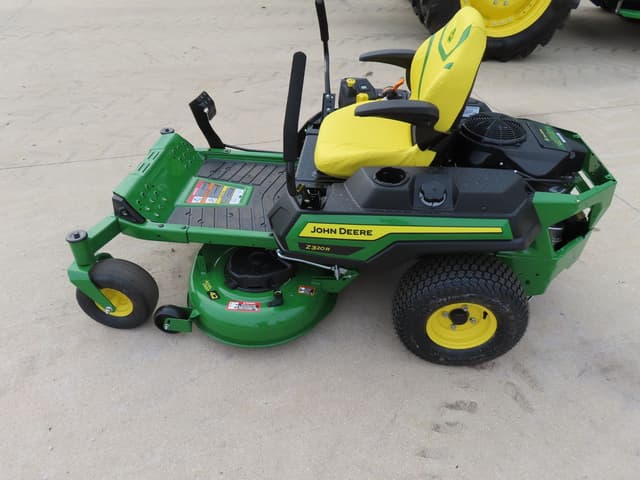 Image of John Deere Z320R equipment image 4