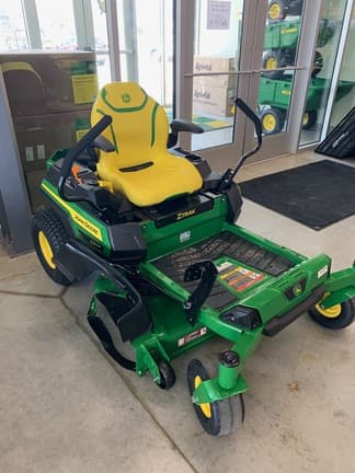 Image of John Deere Z320R equipment image 2