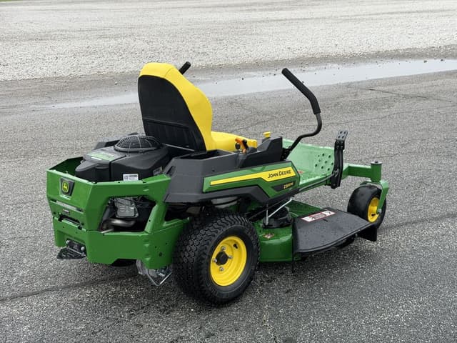 Image of John Deere Z320R equipment image 3
