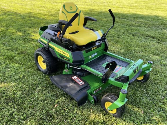 Image of John Deere Z320R equipment image 4