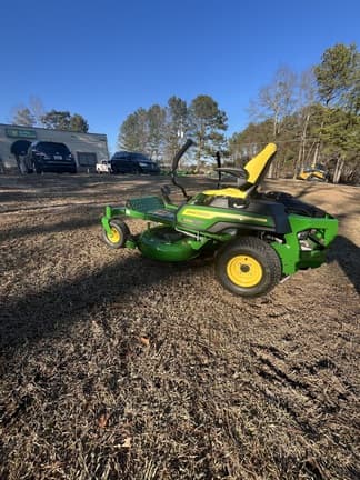 Image of John Deere Z320R equipment image 2