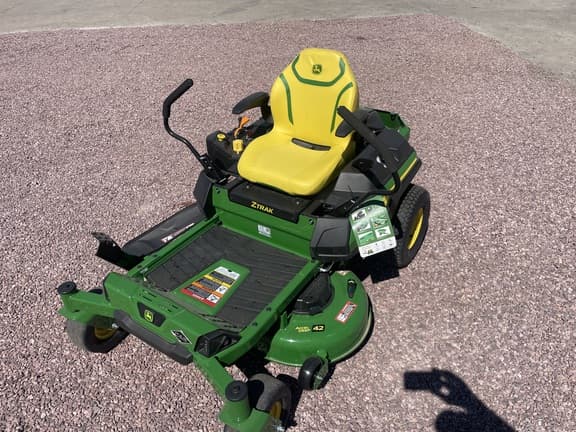 Image of John Deere Z320R Primary image