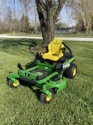 2026 John Deere Z320R Equipment Image0