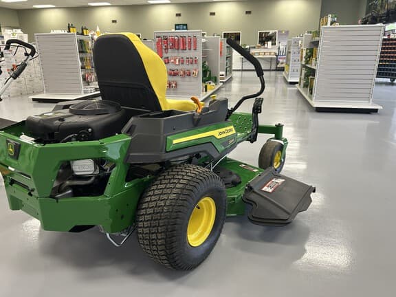 Image of John Deere Z325E equipment image 2