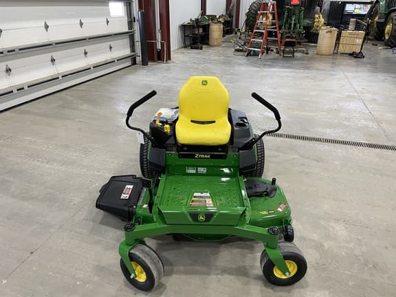 Image of John Deere Z325E Image 1