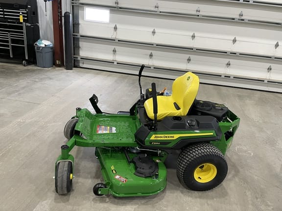 2026 John Deere Z325E Equipment Image0