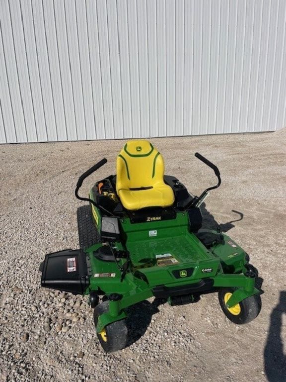 2026 John Deere Z330M Equipment Image0
