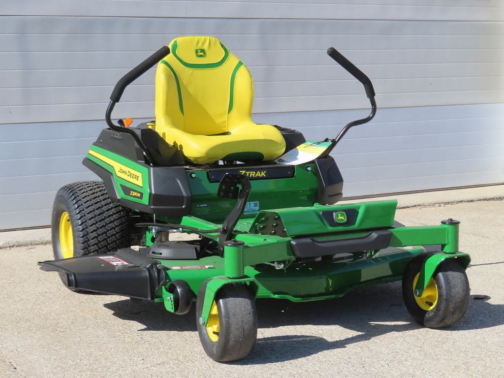 Image of John Deere Z330M Primary image