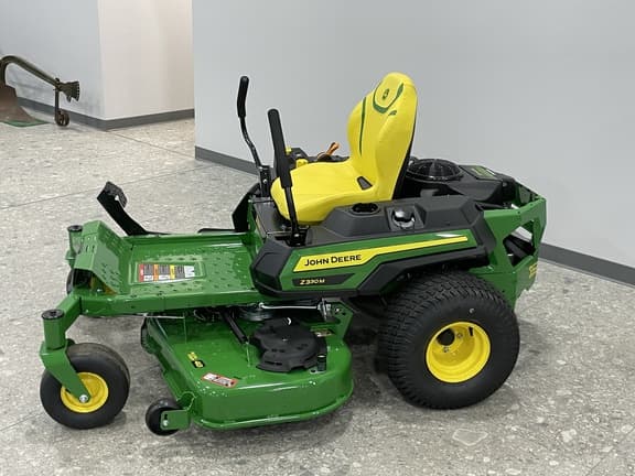 Image of John Deere Z330M Image 1