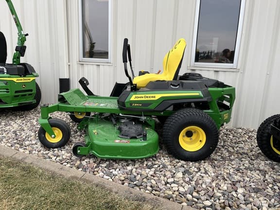 Image of John Deere Z330M Image 1