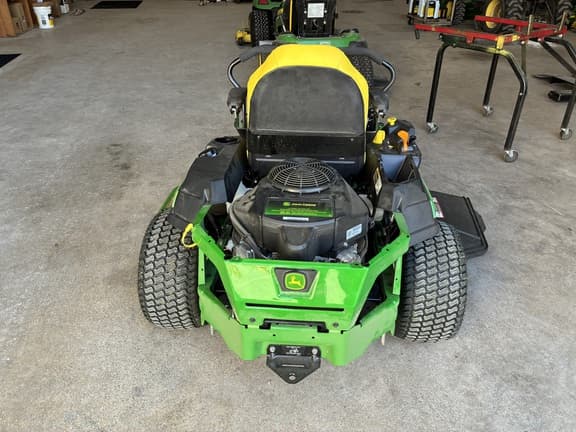Image of John Deere Z330M equipment image 4