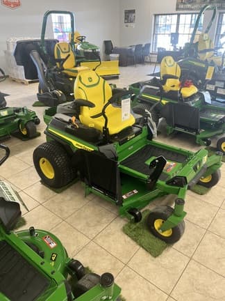 Image of John Deere Z330R equipment image 3