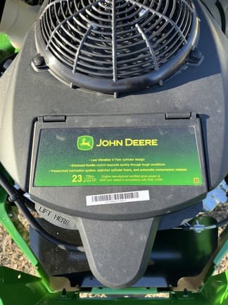 Image of John Deere Z330R equipment image 1