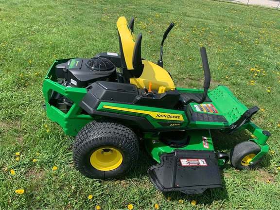Image of John Deere Z330R equipment image 2