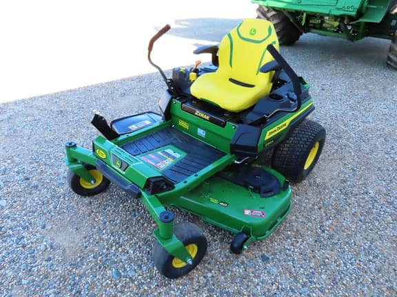 Image of John Deere Z330R equipment image 2