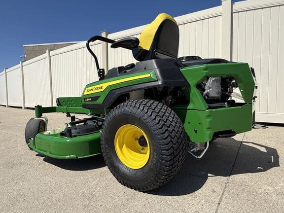 Image of John Deere Z330R equipment image 4