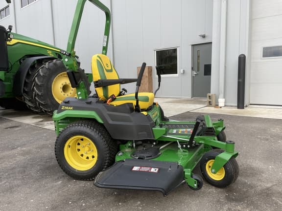 Image of John Deere Z330R equipment image 4