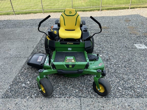 2026 John Deere Z330R Equipment Image0