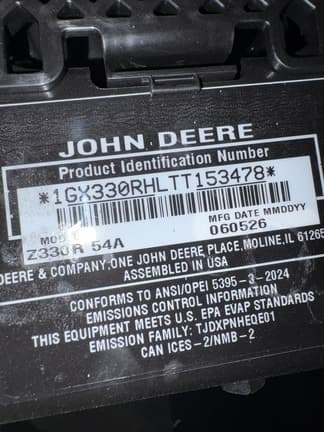 Image of John Deere Z330R equipment image 4