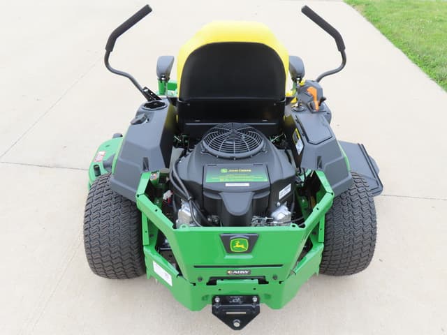 Image of John Deere Z330R equipment image 3