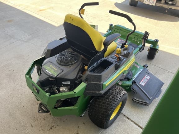 Image of John Deere Z330R equipment image 3