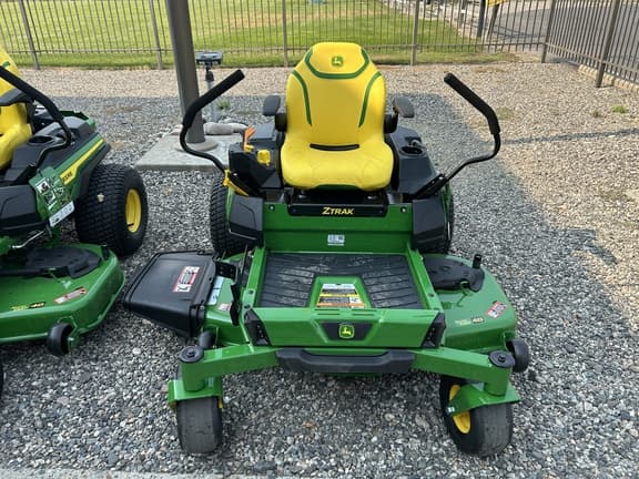 Image of John Deere Z330R equipment image 1