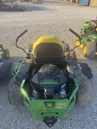Image of John Deere Z330R equipment image 4