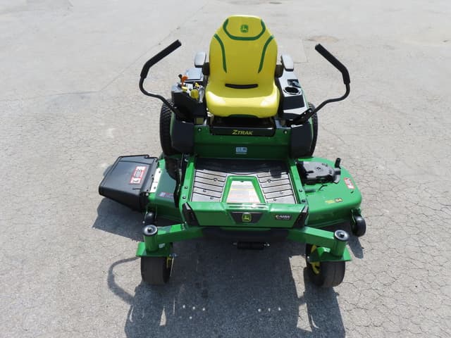 Image of John Deere Z330R equipment image 1