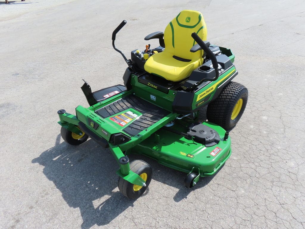 2026 John Deere Z330R Equipment Image0