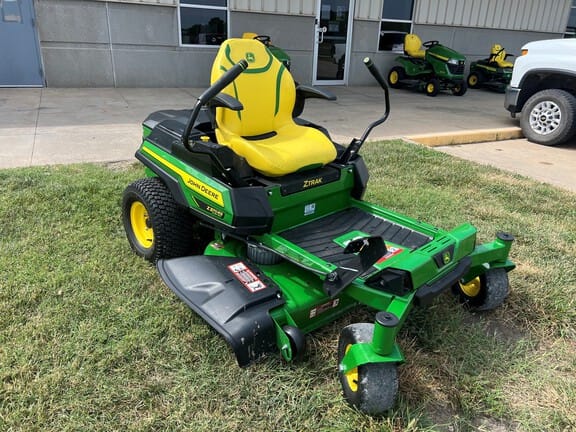 2026 John Deere Z370R Equipment Image0