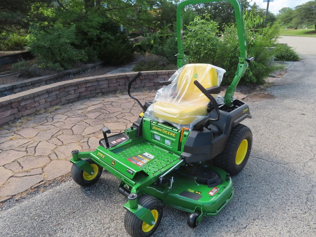 Image of John Deere Z515E Primary image