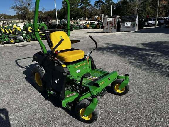 Image of John Deere Z515E equipment image 4