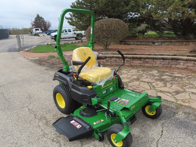 Image of John Deere Z515E equipment image 1