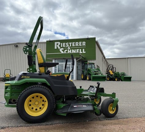 2026 John Deere Z530M Equipment Image0