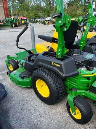 Image of John Deere Z530M equipment image 3