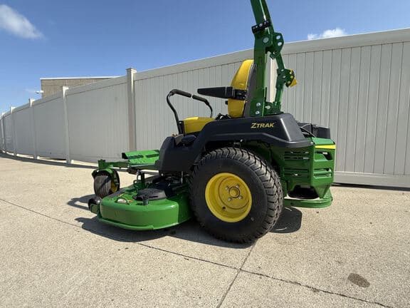 Image of John Deere Z530M equipment image 1