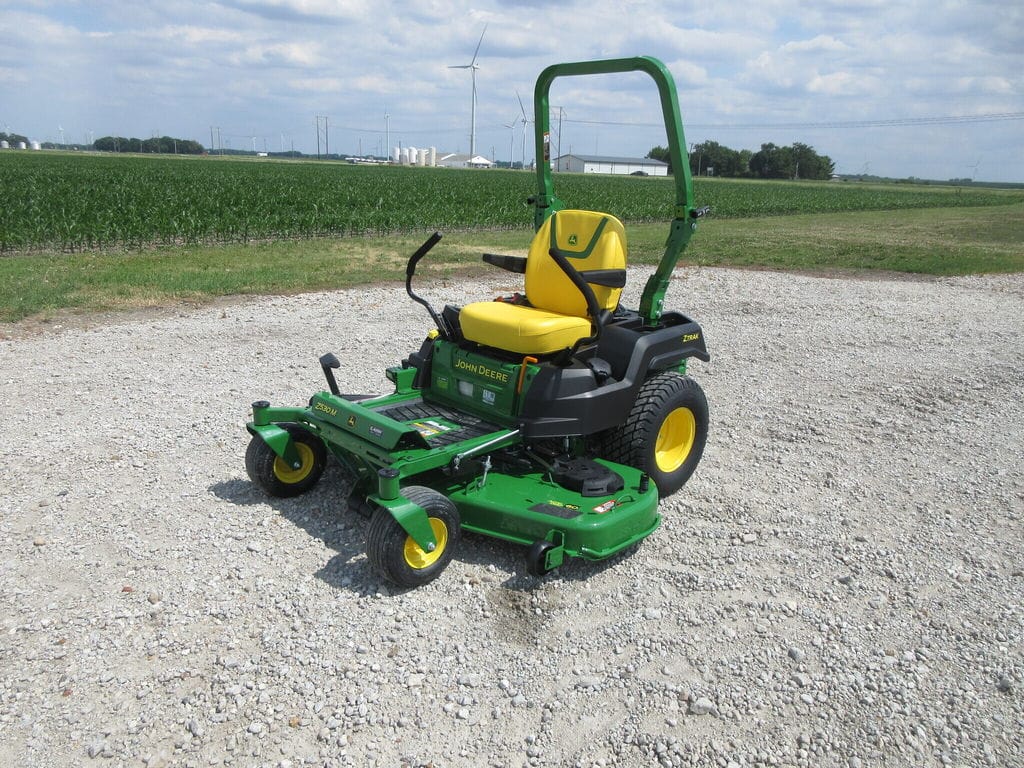2026 John Deere Z530M Equipment Image0