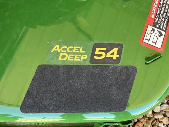 Image of John Deere Z530M equipment image 4