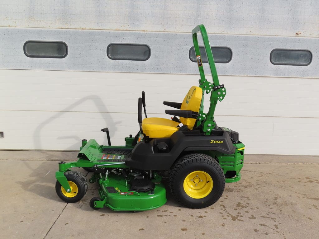 Main image John Deere Z530M