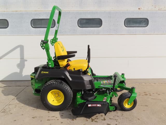 Image of John Deere Z530M equipment image 1