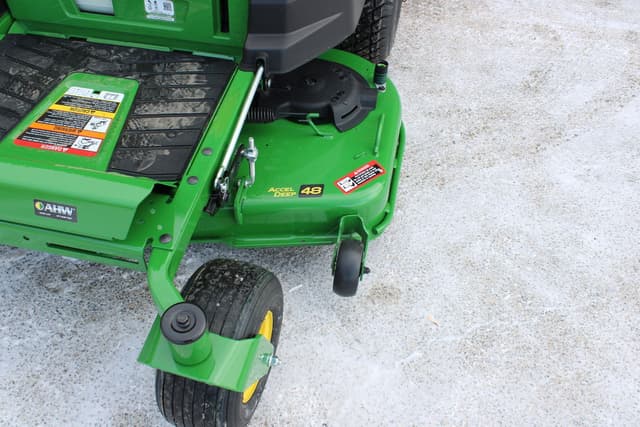 Image of John Deere Z530M equipment image 4