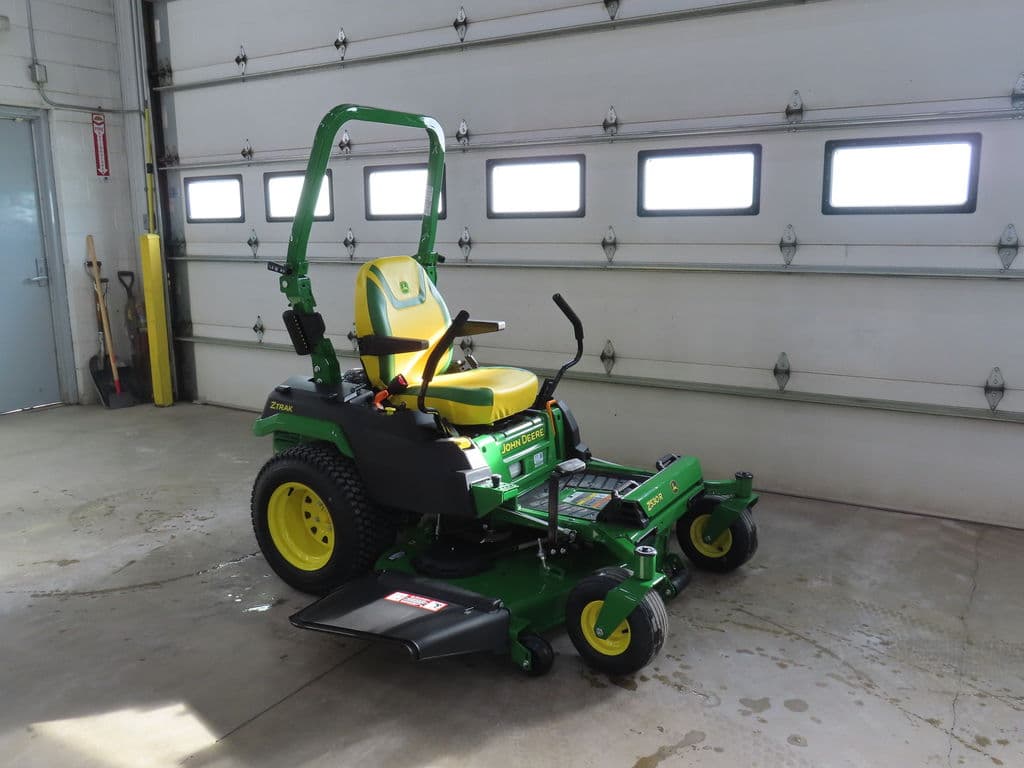Image of John Deere Z530R Image 1