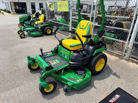 2026 John Deere Z530R Equipment Image0