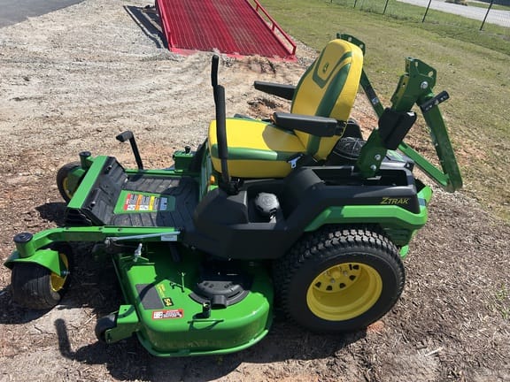 2026 John Deere Z530R Equipment Image0